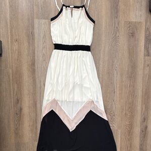HeartSoul Elegant Black and Cream Maxi Dress